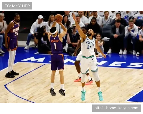 太阳杜兰特布克健康合体,进攻效率联盟前五但防守短板明显 太阳杜兰特布克健康合体,进攻效率联盟前五但防守短板明显